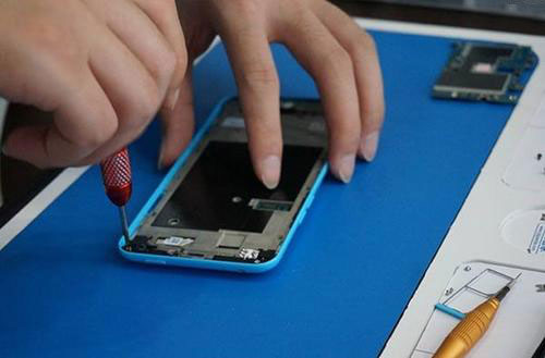 柳州汽車開鎖(開車鎖配汽車鑰匙)